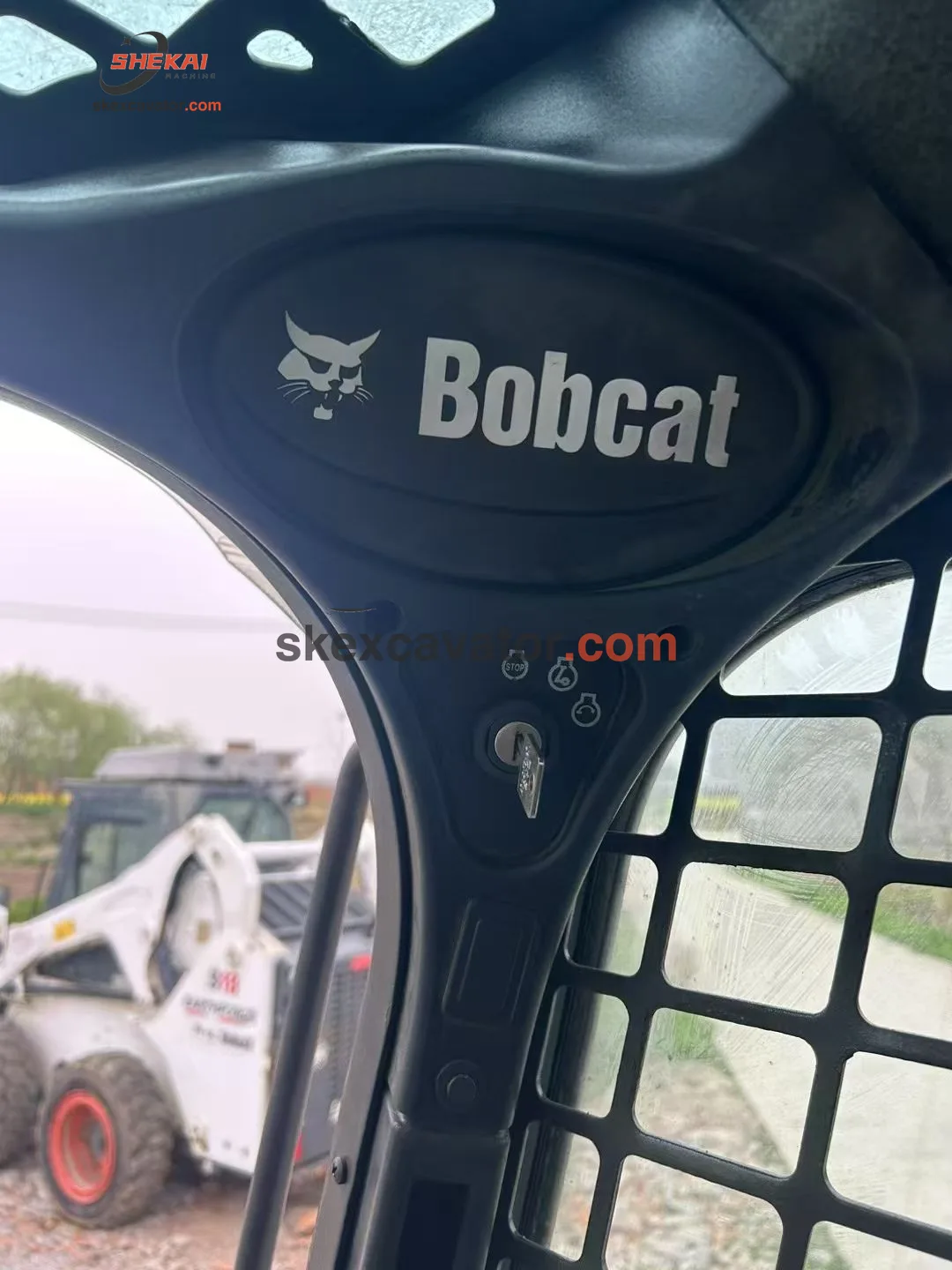 Used Bobcat S450 Skid Steer Loader for sale - photo 3