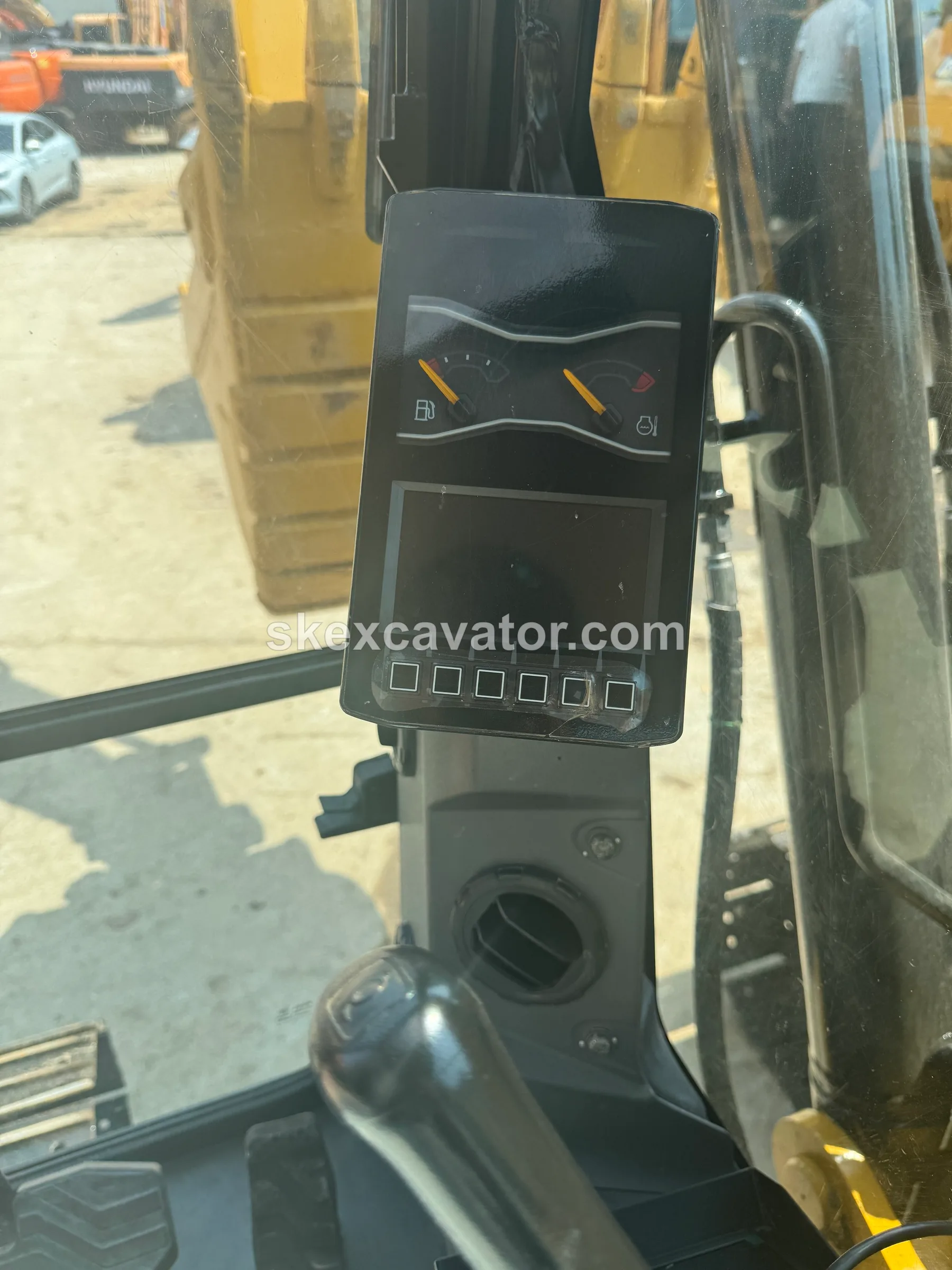 Used CAT 307.5 Mini Excavator for sale - photo 5