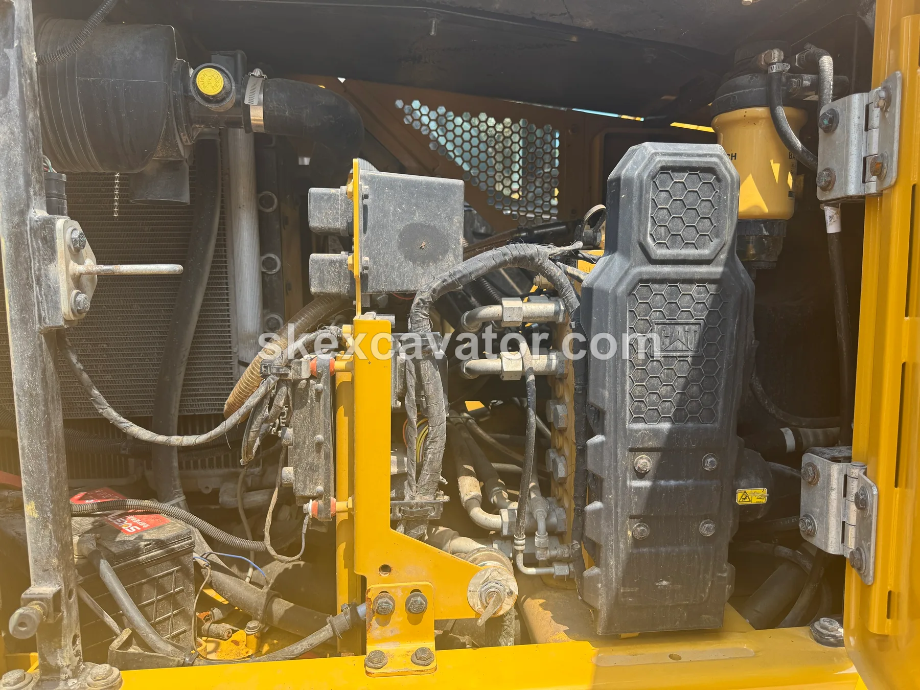 Used CAT 307.5 Mini Excavator for sale - photo 7