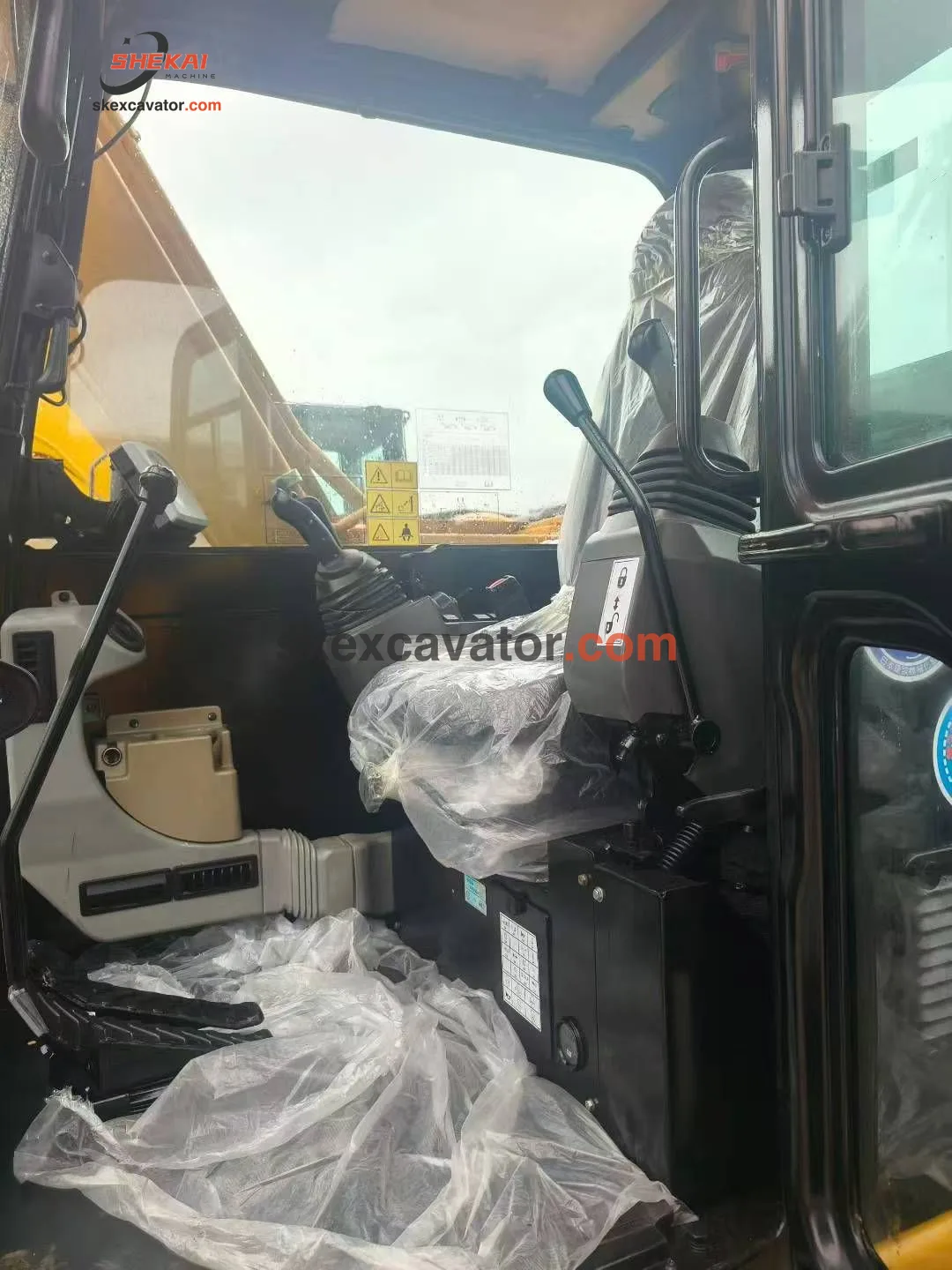 Used CAT 307E2 Mini Excavator for sale - photo 3