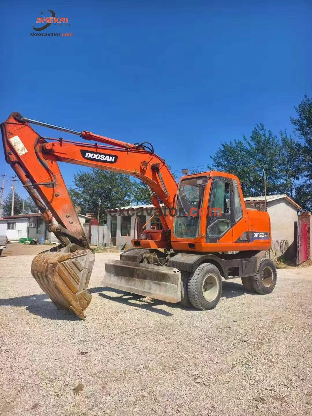 Used Doosan DH150W-7 Wheeled Excavator for sale - photo 2