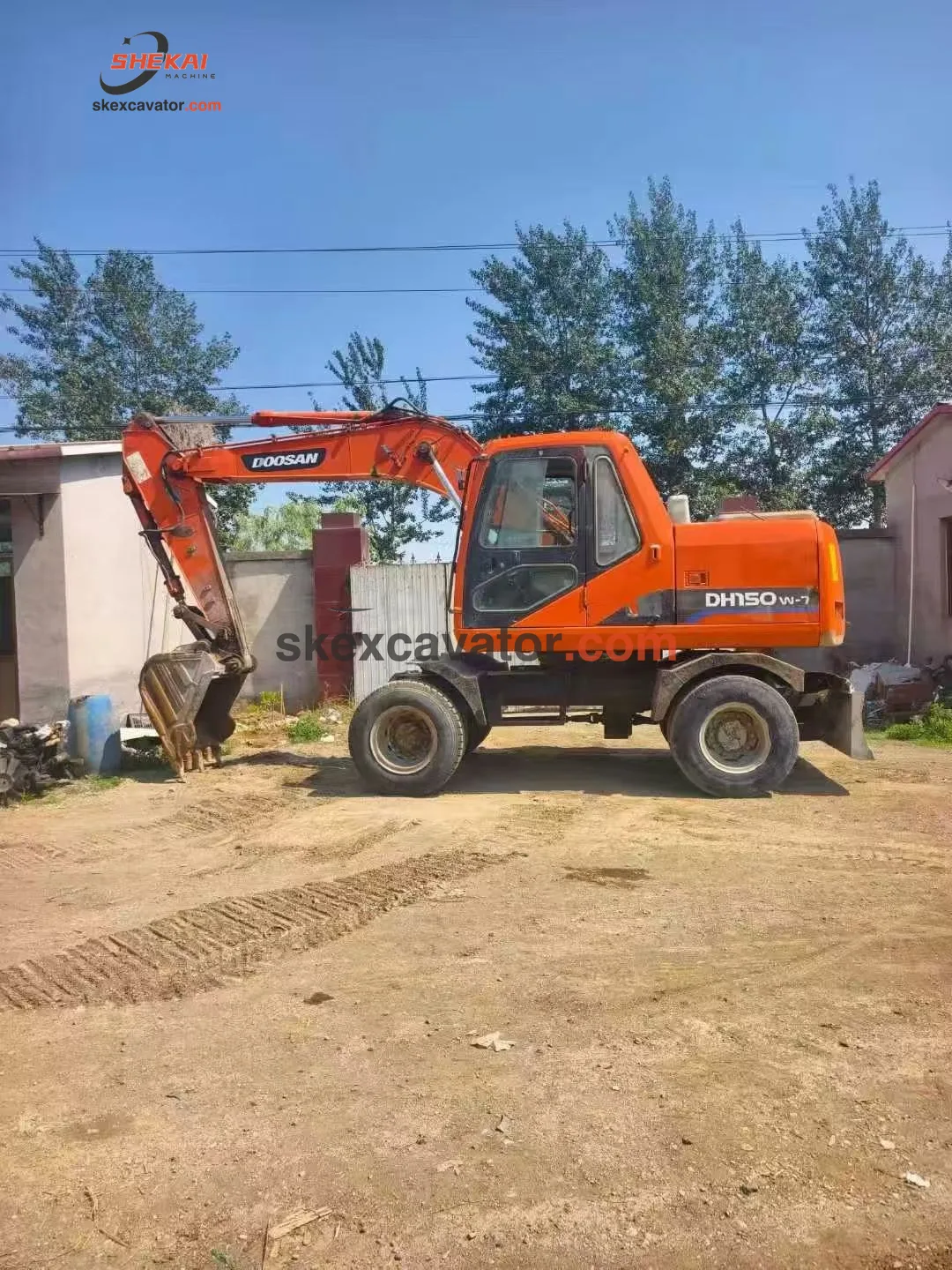 Used Doosan DH150W-7 Wheeled Excavator for sale - photo 4