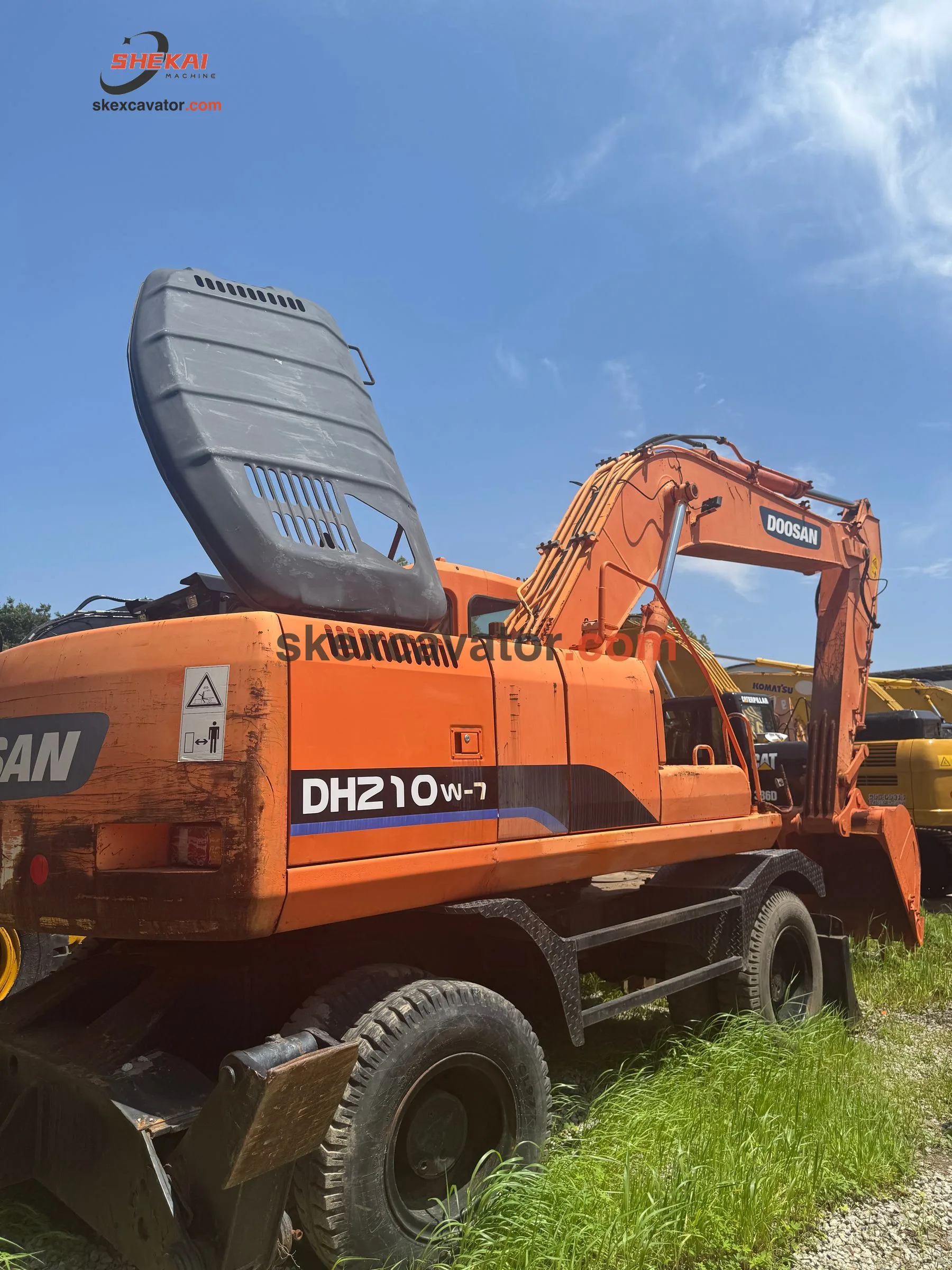 Used Doosan DH210W-7 Wheeled Excavator for sale from China