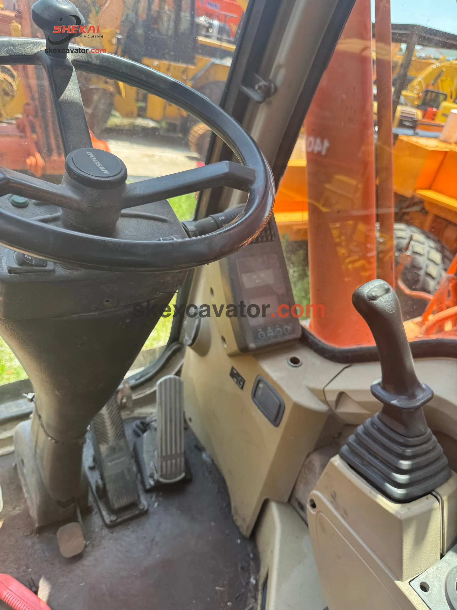 Used Doosan DH210W-7 Wheeled Excavator for sale - photo 10
