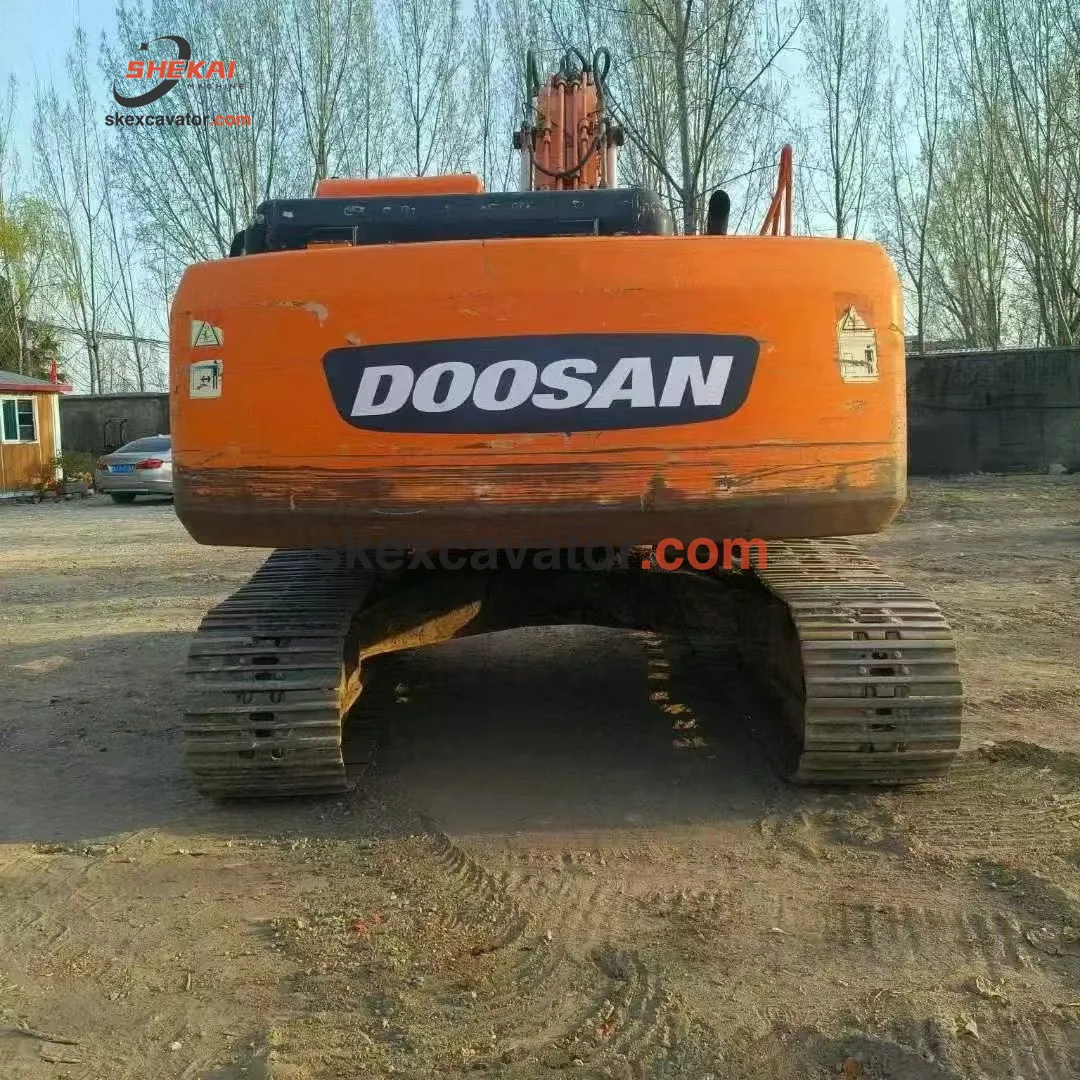 Used Doosan DH225 Crawler Excavator for sale - photo 3