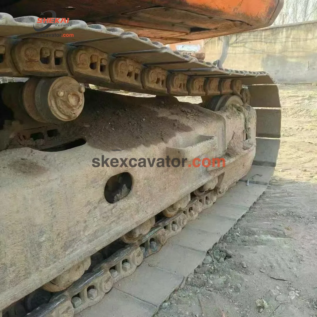 Used Doosan DH225 Crawler Excavator for sale - photo 8
