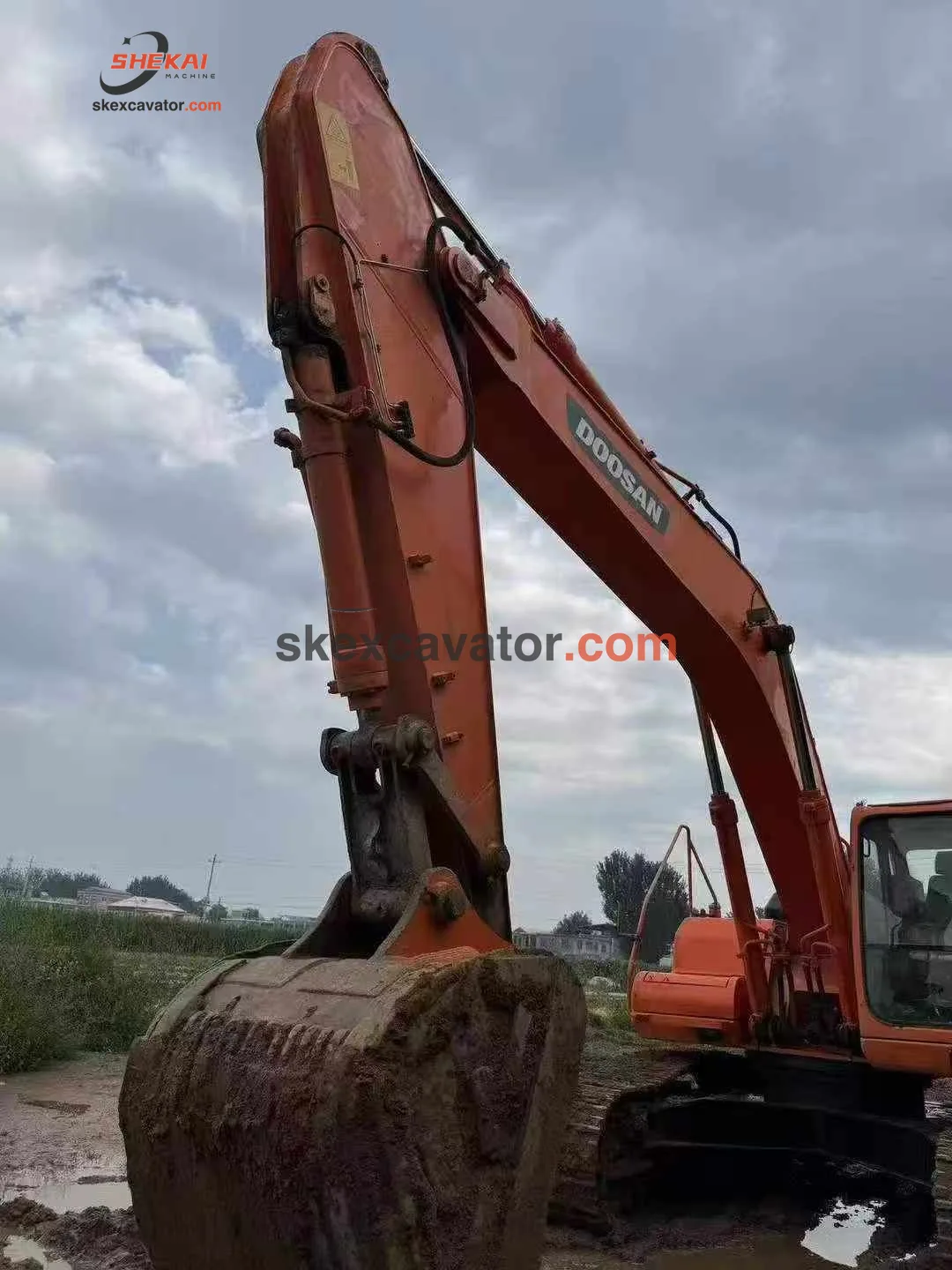 Used Doosan DH300LC-7 Crawler Excavator for sale - photo 9